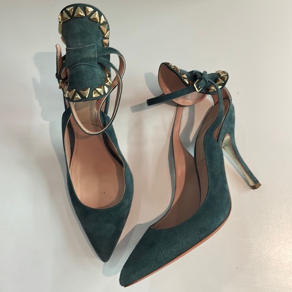 Dahlia Selva Heel - Picture 1 of 3